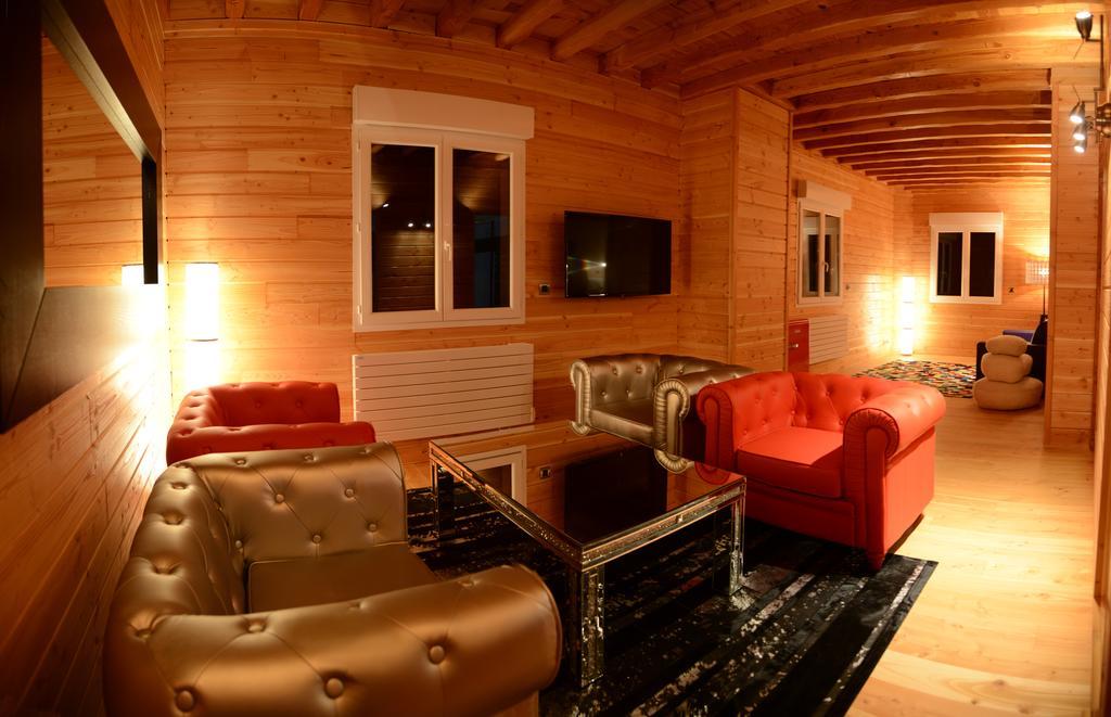 Domaine Du Mont Monnet - Chambre D'Hotes & Gite Longes Εξωτερικό φωτογραφία